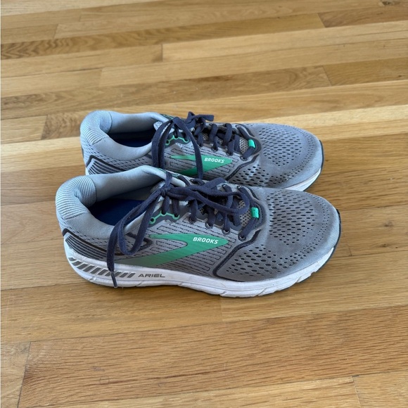 Brooks Ariel 20 Shoes Womens Size 9 medium (B) 1203151D076 Gray Sneakers Nice - Picture 4 of 11